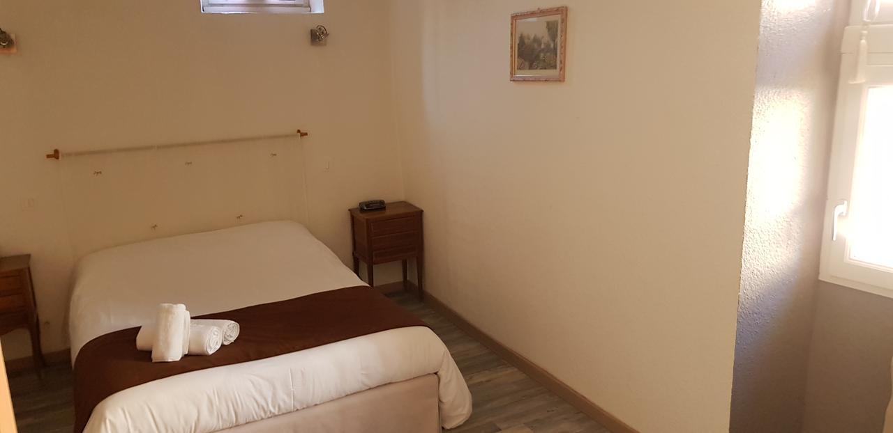 Logis Hotel Le Prieure Bourg-Saint-Andéol Eksteriør billede