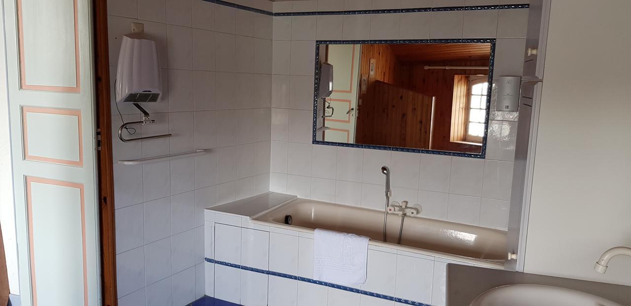 Logis Hotel Le Prieure Bourg-Saint-Andéol Eksteriør billede