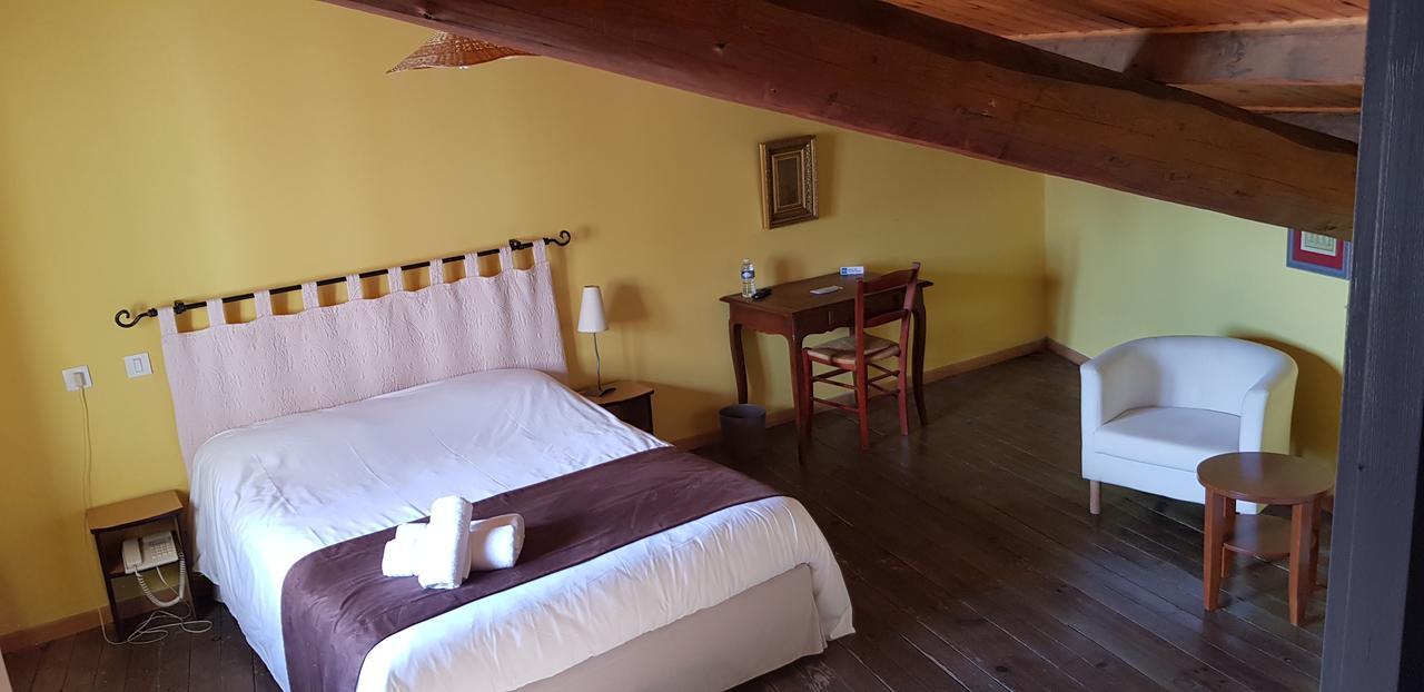 Logis Hotel Le Prieure Bourg-Saint-Andéol Eksteriør billede