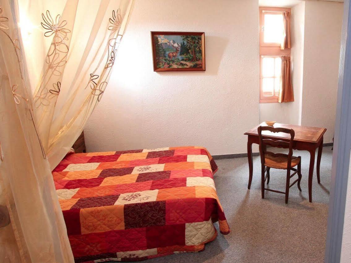 Logis Hotel Le Prieure Bourg-Saint-Andéol Eksteriør billede