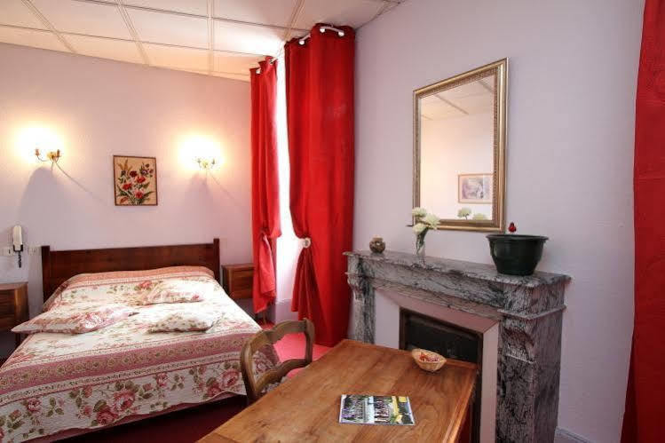Logis Hotel Le Prieure Bourg-Saint-Andéol Eksteriør billede