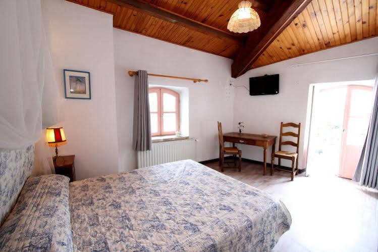 Logis Hotel Le Prieure Bourg-Saint-Andéol Eksteriør billede