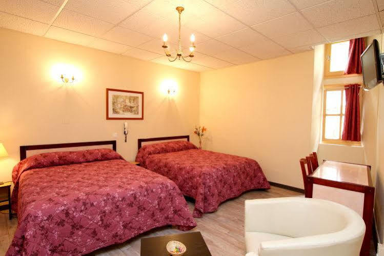 Logis Hotel Le Prieure Bourg-Saint-Andéol Eksteriør billede